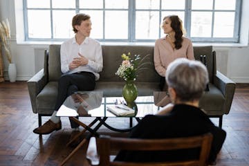 Equilibrio Emocional: Familia, Trabajo y Amistades