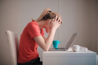 Salud mental universitaria: protocolos de acompañamiento para estudiantes