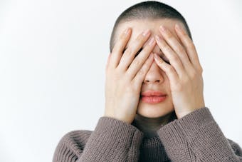 Psilocibina y mindfulness para aliviar la depresión en profesionales sanitarios